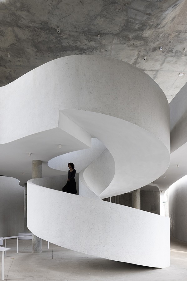 Son Tra Artistic Exhibition Center