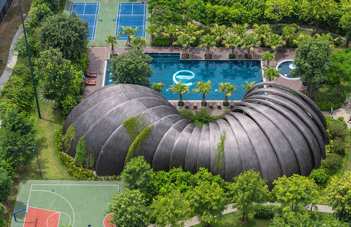 Guot Garden Club House